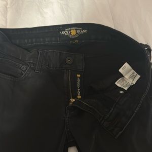 Vintage Lucky brand black skinny jeans size 4/27 in great condition!